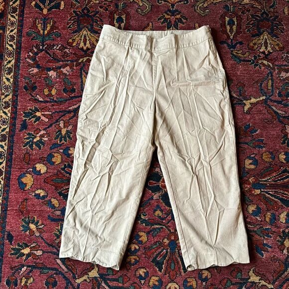 Kim Rogers Khaki Capris Pants, Scalloped Trim Size 8 - Picture 2 of 6
